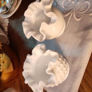 Fenton vintage milk glass rose bowl vase